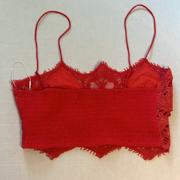 FP One Large Top Athena Scallop Crochet Bralette Free People in red tulip - Picture 4 of 11